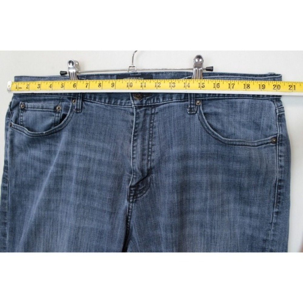 Lucky Brand 410 Athletic Fit Jeans Men 40 / 32 Straight Leg Blue Denim Pants - Picture 6 of 13